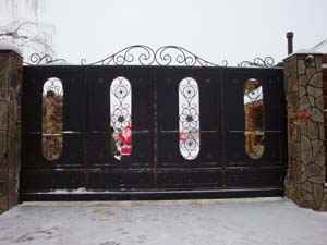 Кованные ворота в Поворово